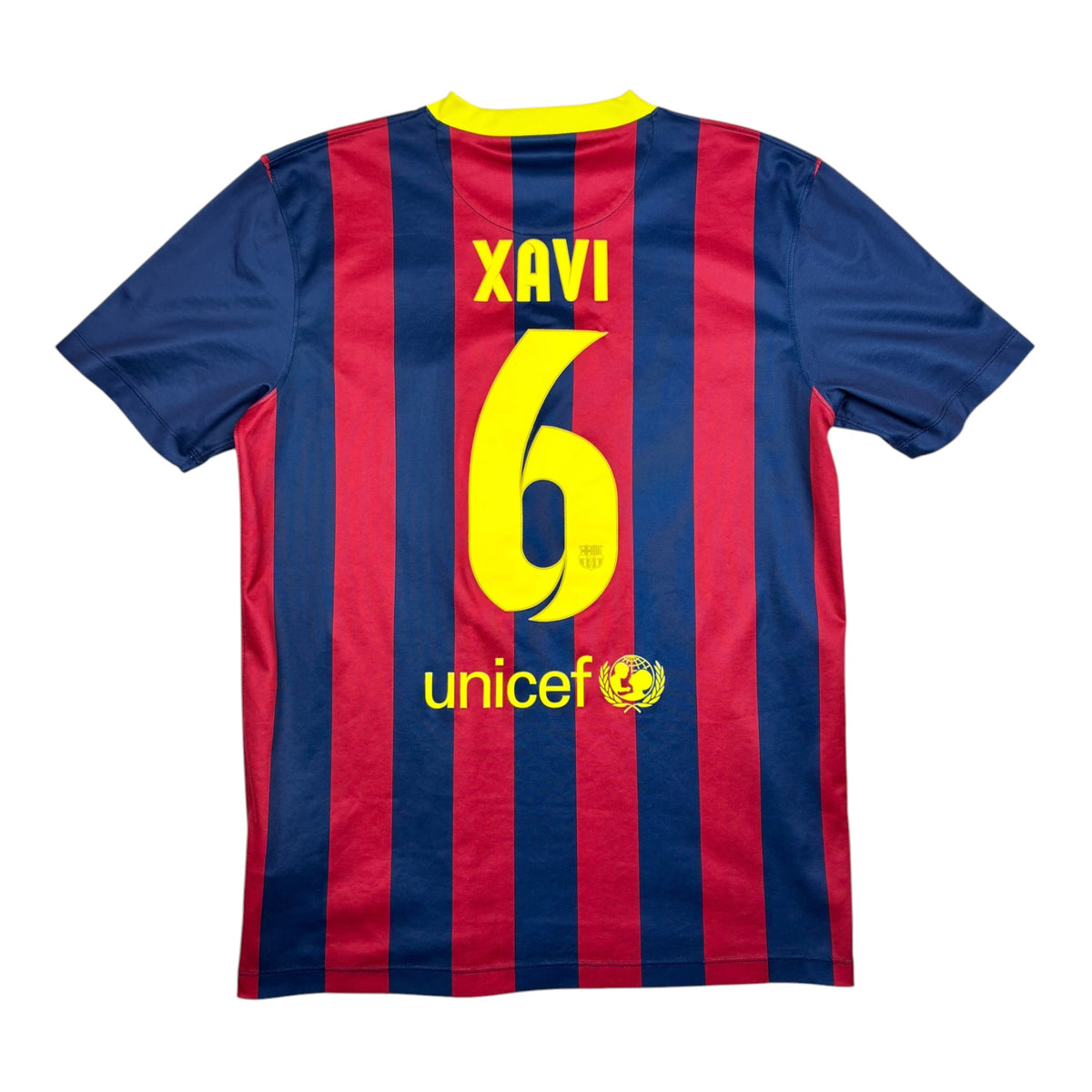 FC Barcelona 2013/14 kotipaita, Xavi #6
